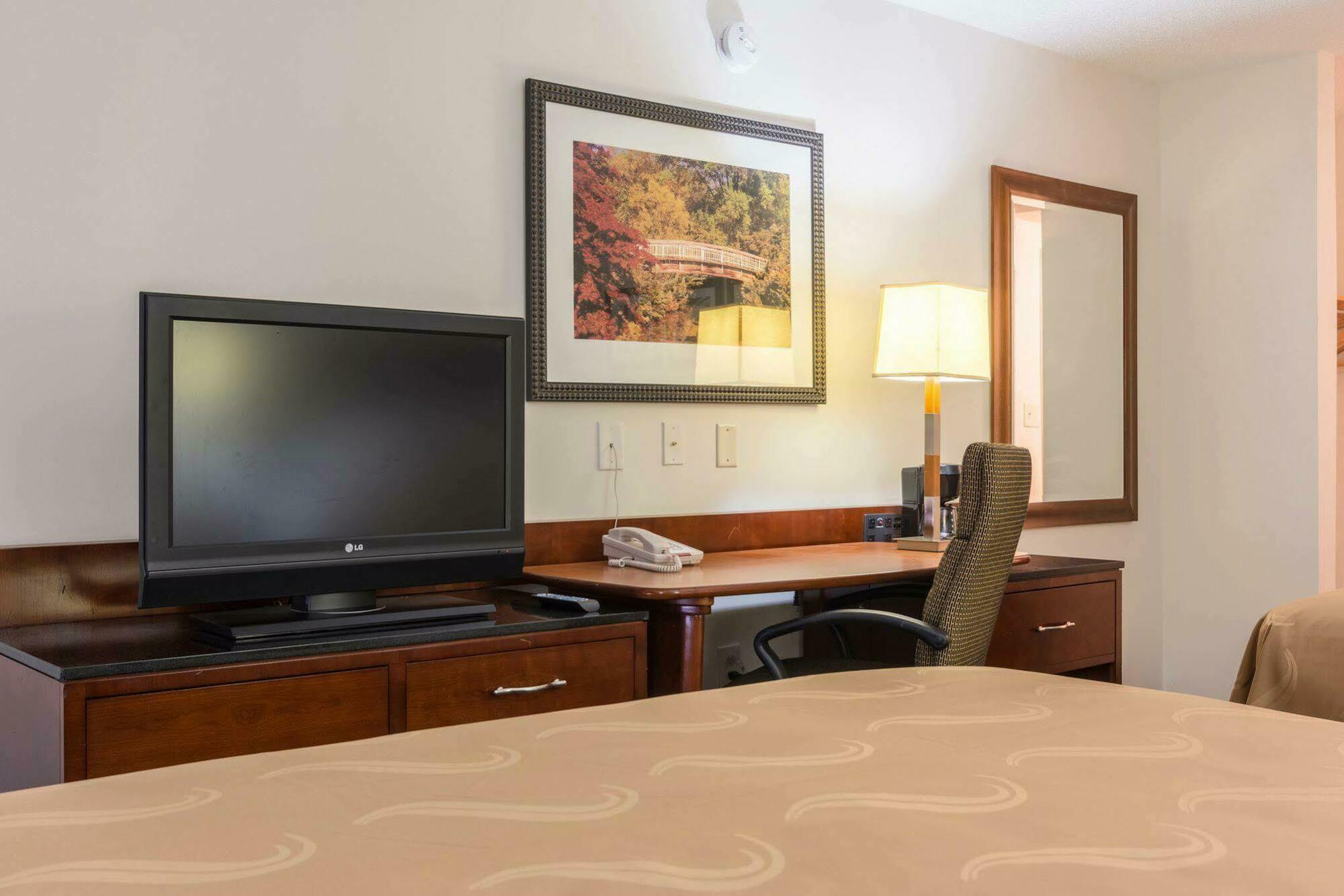 Days Inn By Wyndham Hartsfield Jackson Atlanta Airport West College Park Ngoại thất bức ảnh